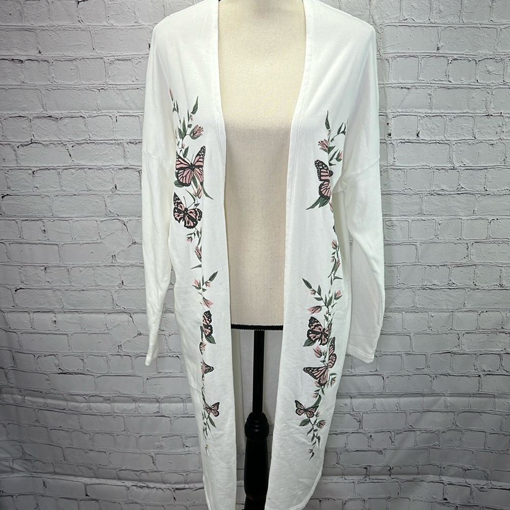 ⭐️NWT WILDFOX Bride Robe White Butterfly Floral size medium